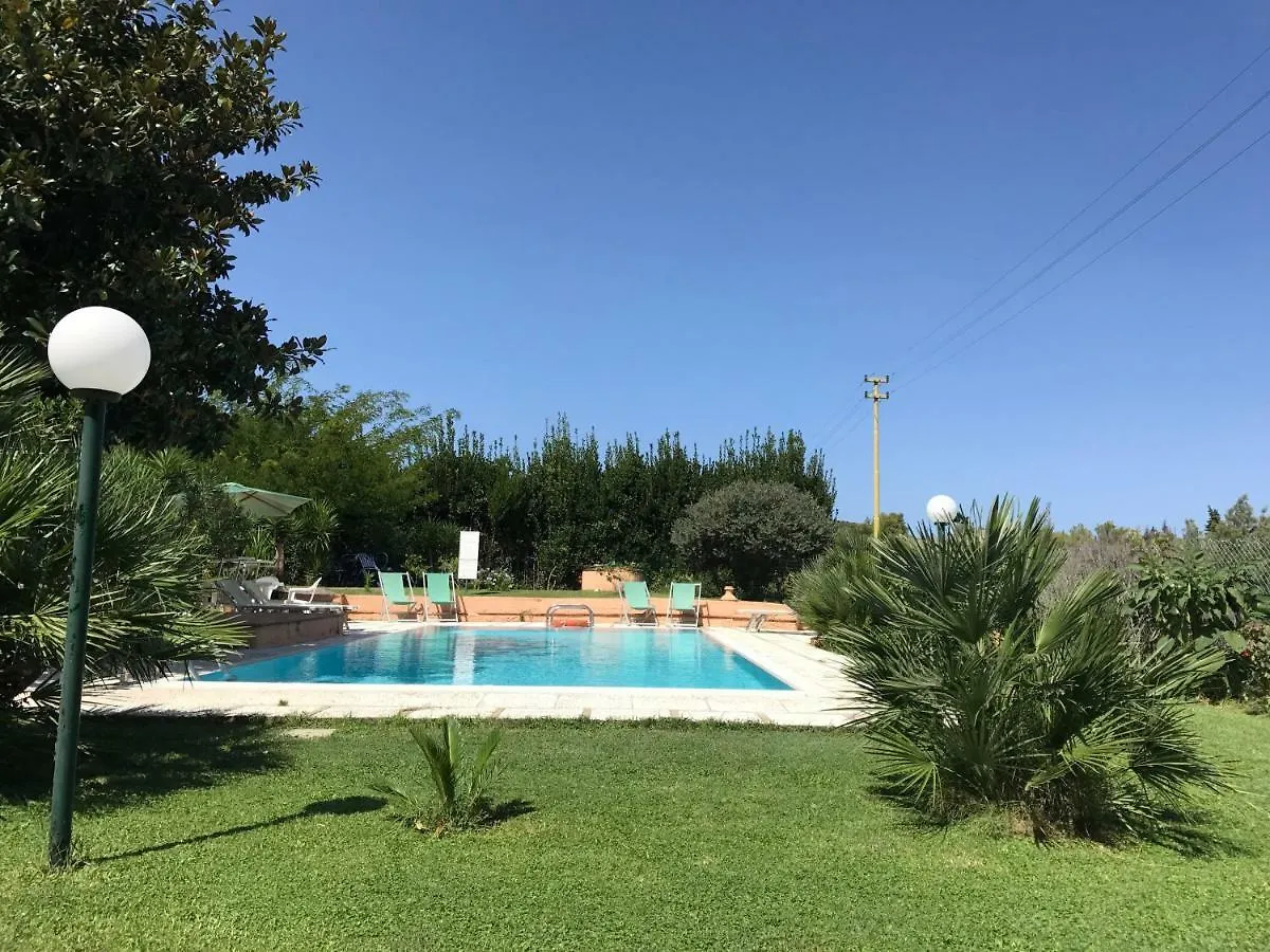 Villalara con piscina e vista mare Portoferraio 0*,  Italia