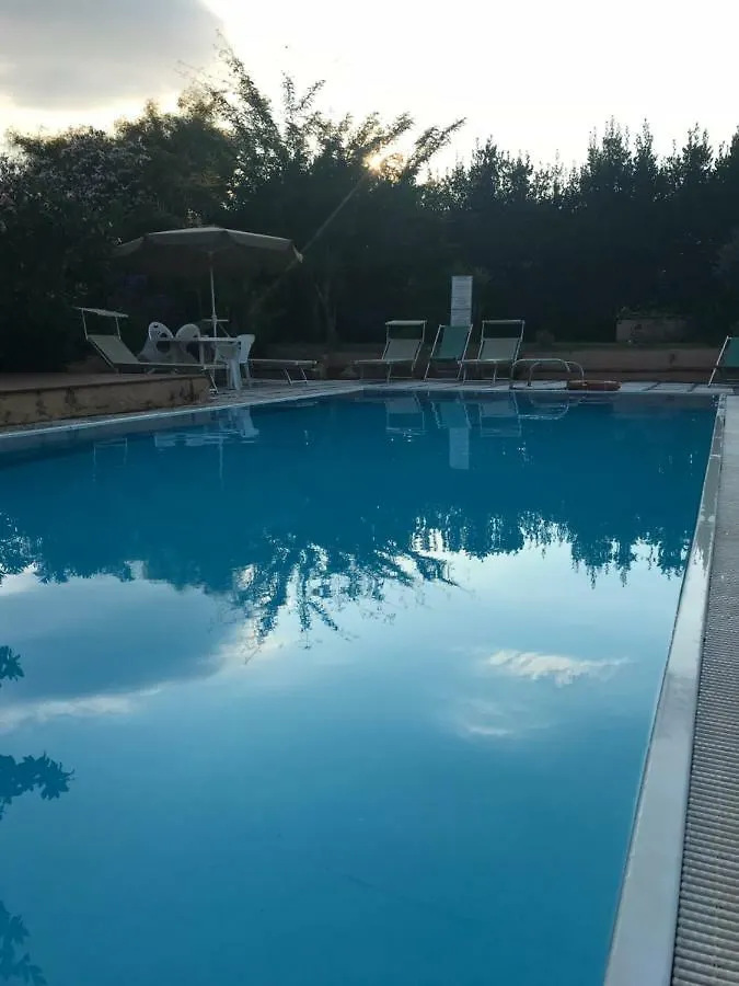 Villalara Piscina, Vista Mare Con Agevolazione Traghetti Portoferraio 0*,  Italy