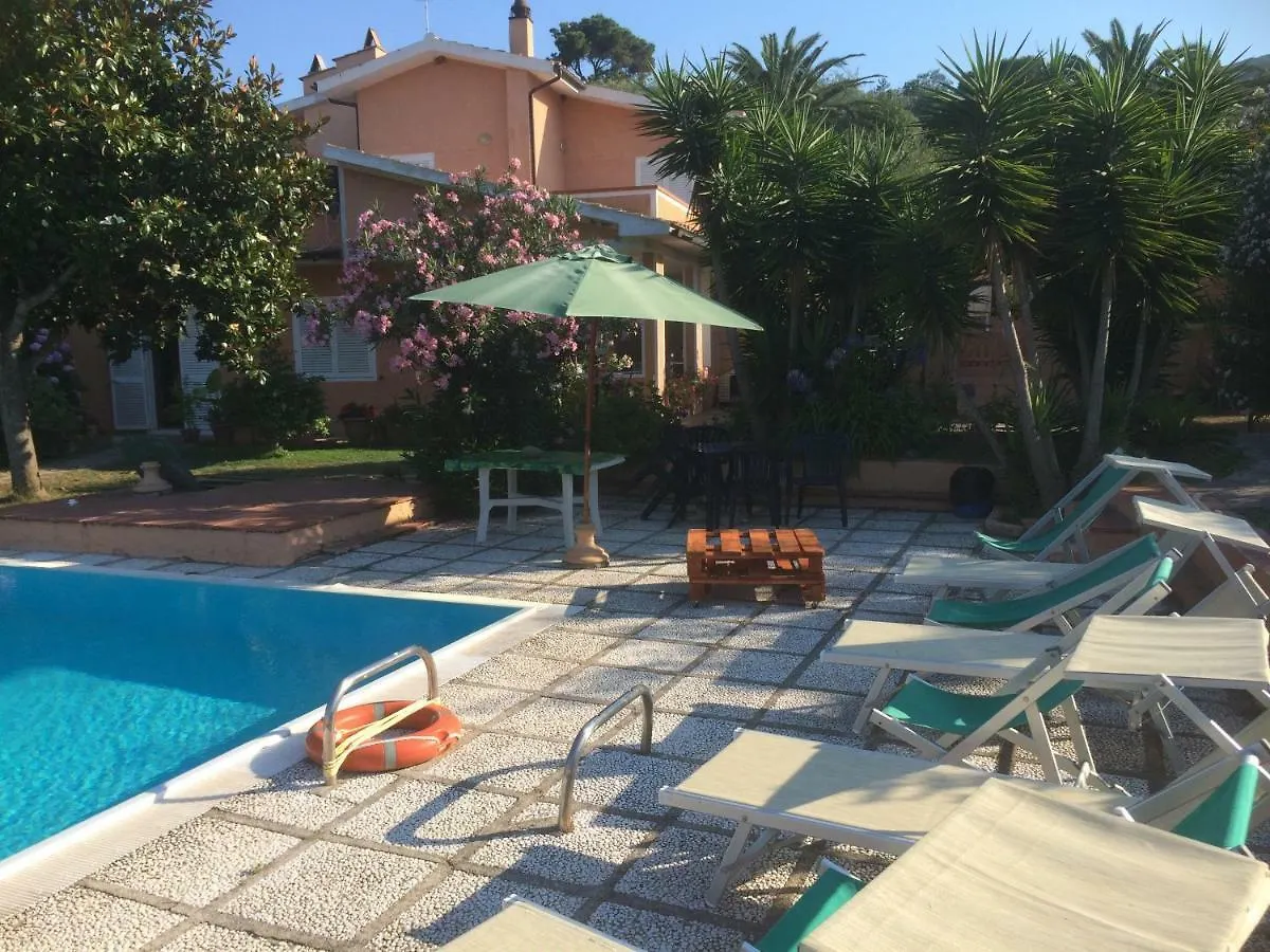 Villalara Piscina, Vista Mare Con Agevolazione Traghetti Portoferraio 0*,